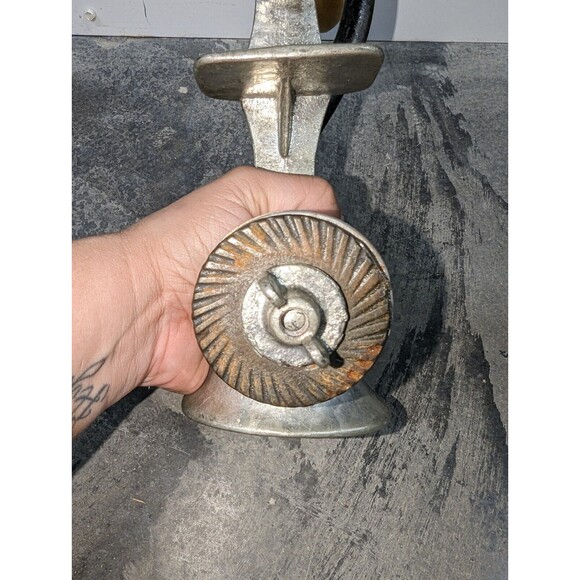 Vintage Keystone Meat Grinder No 10 Hand Crank Table Mount Boyertown PA - Picture 5 of 8